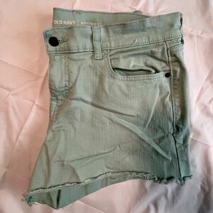 Old navy Boyfriend Jean shorts size 10